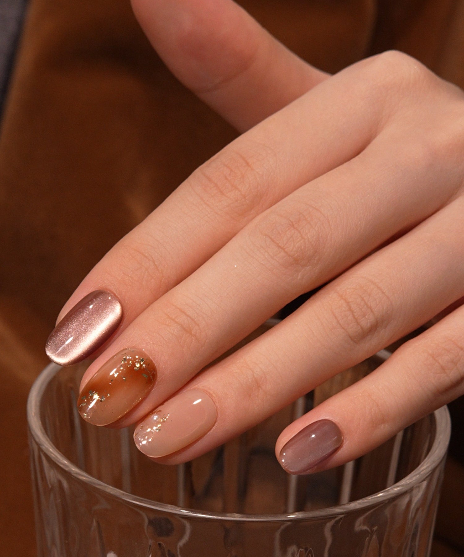 【COMING SOON】水光ネイルブラウンマグネットニュアンスホイルアートオーバルネイルチップ